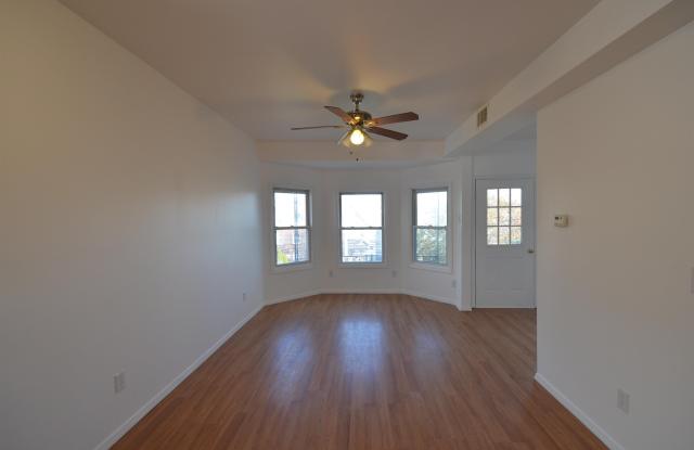 211 DUNCAN AVE - 211 Duncan Avenue, Jersey City, NJ 07306