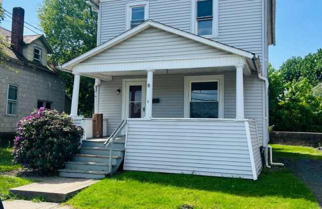 Large 3 bedroom Single Family Home photos photos