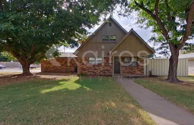 4522 Chisholm Trail photos photos