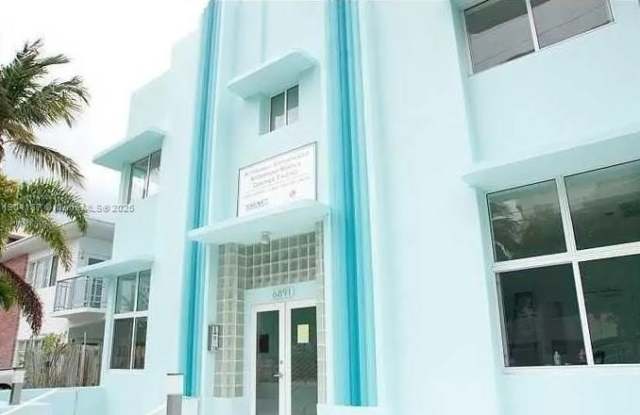 6891 Bay Dr photos photos