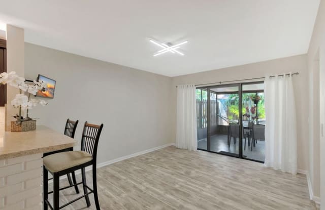 3550 Gardens East Drive Gallery 2