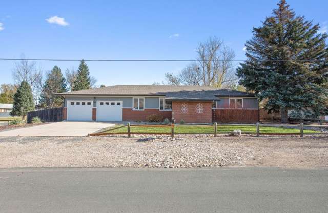 Charming Updated Ranch Home – 4 Bed, 3 Bath with Finished Basement  Oversized Garage in West Fort Collins - 1500 La Reatta Court, Fort Collins, CO 80521