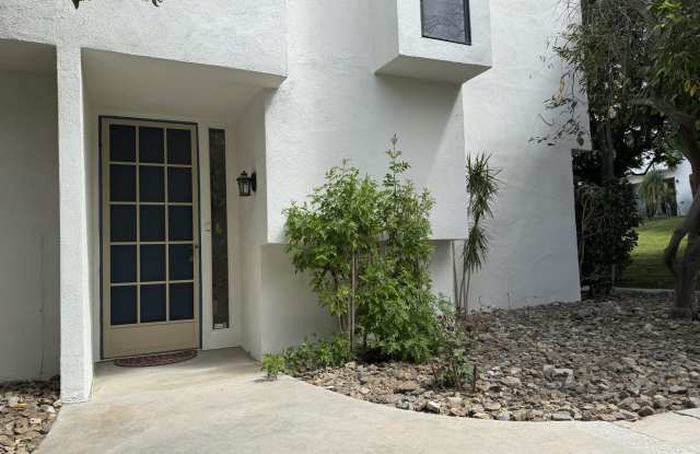 48728 Desert Flower Drive Gallery 4