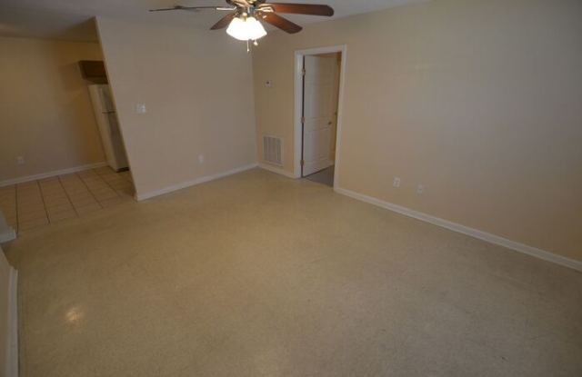 2150 North Sherwood Forest Drive Gallery 4