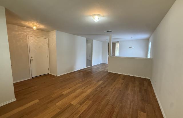 364 Leonardo- Gallery 4