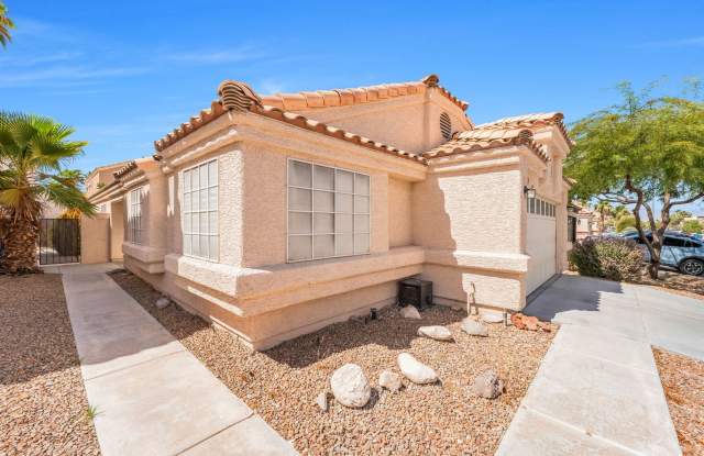 Single-Story Las Vegas Home with Spacious Living & Covered Patio Gallery 3