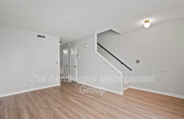 3616 Peppertree Lane Gallery 3