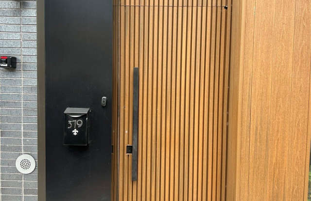 379 Huguenot Street unit: 2 - 379 Huguenot Street, New Rochelle, NY 10801