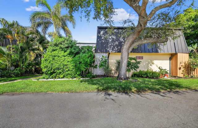 2494 Waterside Drive - 2494 Waterside Drive, Palm Beach County, FL 33461