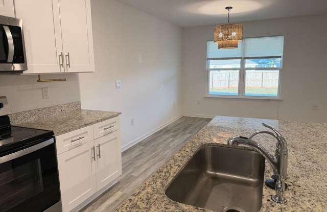 4 Bedroom in Ashton Park in Freeport Gallery 3