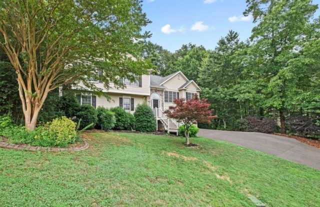 122 Brookhaven Lane Gallery 2
