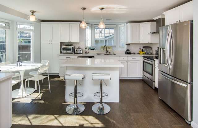 3732 Lenox Court Gallery 1