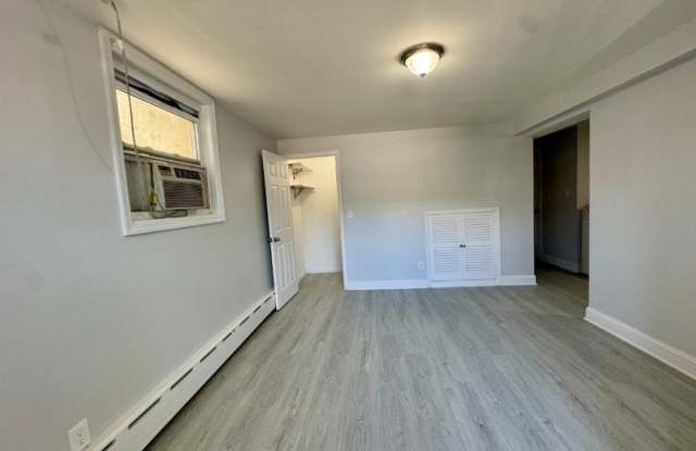 687 Midland Ave Gallery 3