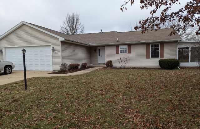 1005 Cyndy Ct. - 1005 Cyndy Lane, Champaign, IL 61822
