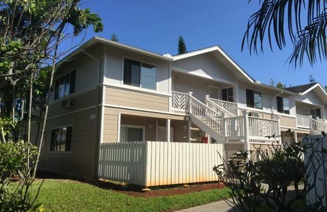 Northpointe - 2 bedroom, 2 bath, 2 pkg upst townhouse in Mililani Mauka! - 95-1001 Kaapeha Street, Mililani Mauka, HI 96789