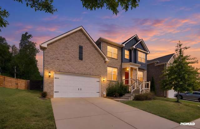Spacious 5BR House in Antioch/Cane Ridge Gallery 1