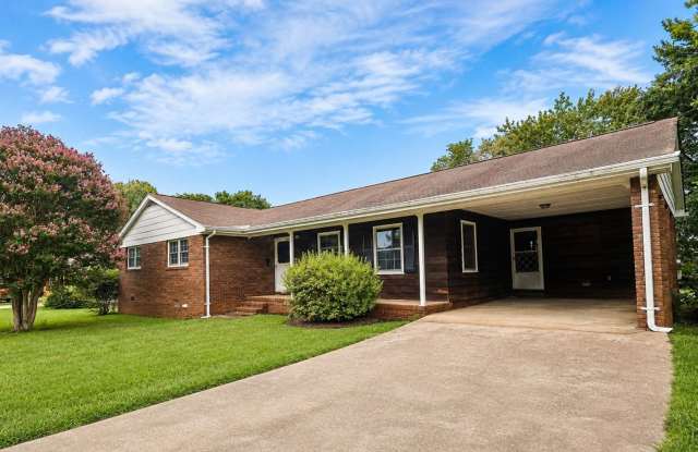 Freshly Renovated & Move-In Ready – Charming 3BR Brick Ranch! photos photos