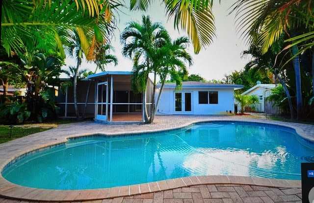 251 Nw 34th St photos photos