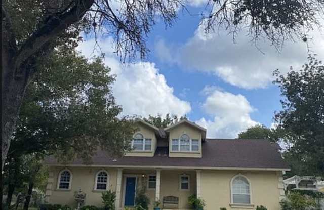 556 Flower Trail Loop - 556 Flower Trail Loop, Wilson County, TX 78114