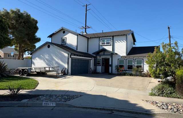 Remodeled Craftsman style 3 bedroom (with 4th office/bedroom), 3 bathroom home - this is NOT your typical rental - Must See!! photos photos