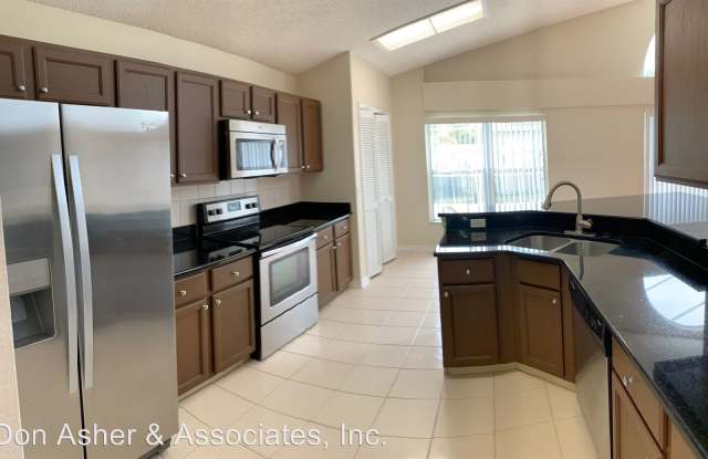 13902 Huntwick Drive Gallery 4