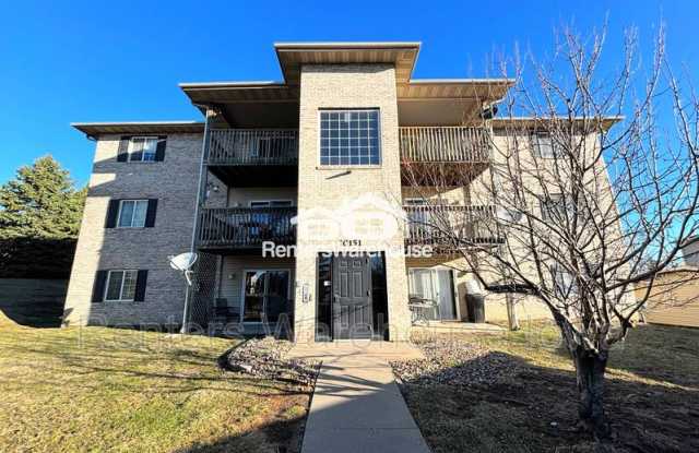 10151 Sutton Place photos photos