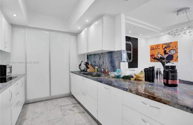 450 Alton Road Gallery 3