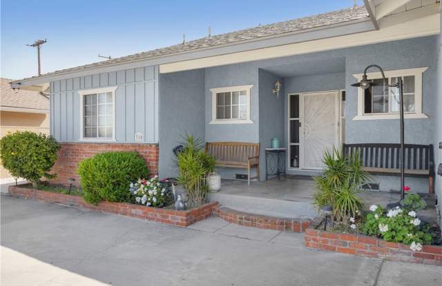 310 S Beachy Place photos photos