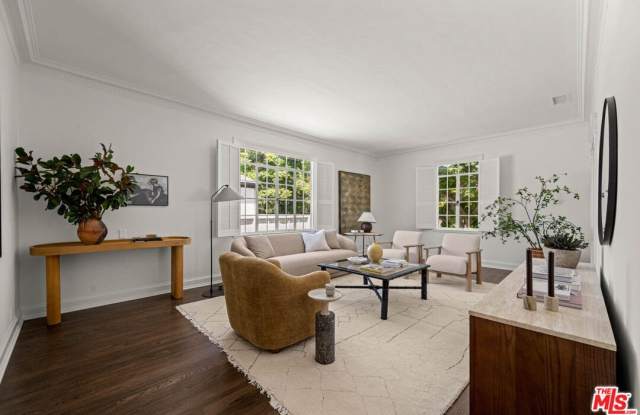 153 S Camden Dr Gallery 2