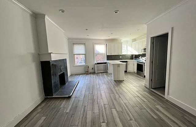 1786 Sheepshead Bay Road Gallery 3