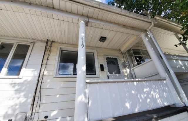 3 bedroom 1 bathroom Gallery 1