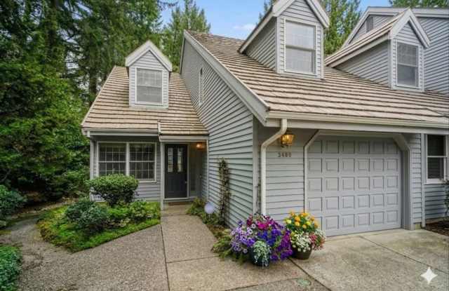 Amazing Attached Home in Lake Oswego is a Must See! - 3480 Devonshire, Lake Oswego, OR 97035