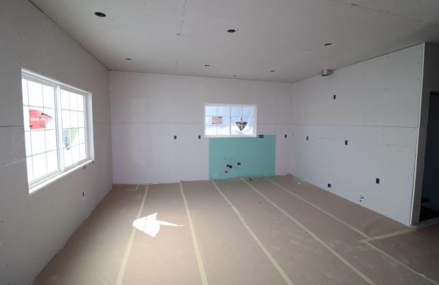 684 N Cambridge St photos photos