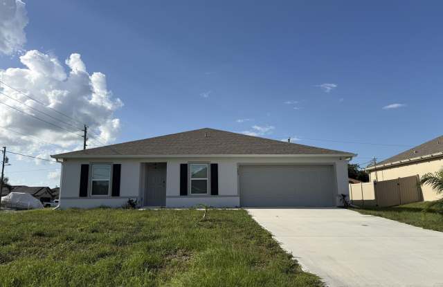 593 Haleybury Street SW photos photos