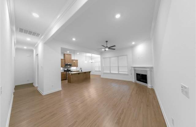 441 Aster Gallery 3