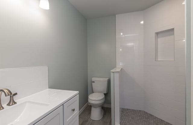 Berryhill 3 bedroom, 2 bath on oversized lot. photos photos