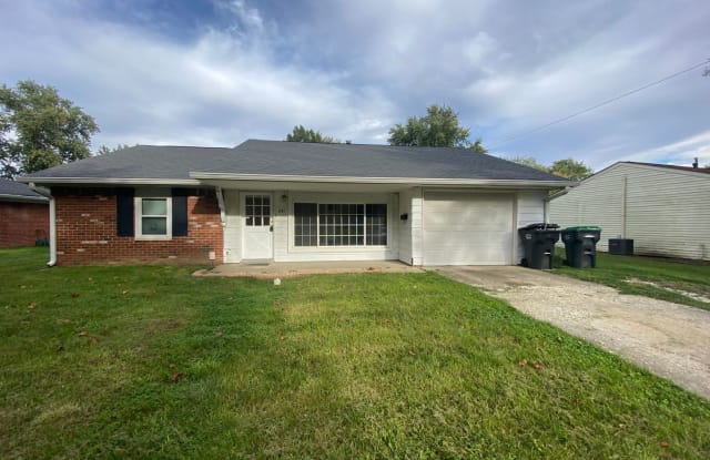 845 Middle Dr. - 845 Middle Drive, New Whiteland, IN 46184