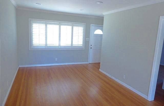 15814 Illinois Court Gallery 4