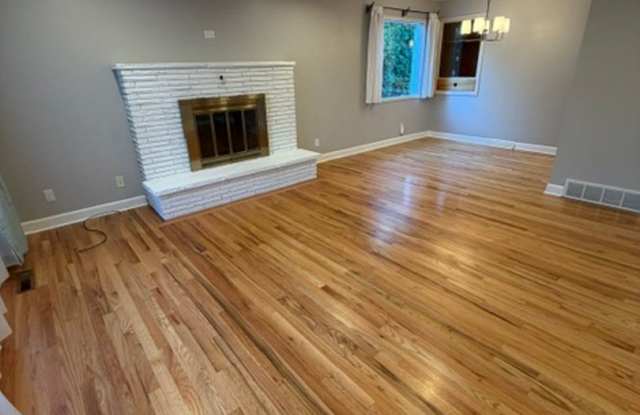 Dog Friendly!! Gallery 3