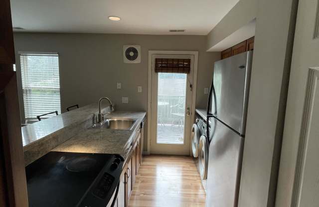 4367 Laclede Avenue, Unit F Gallery 3