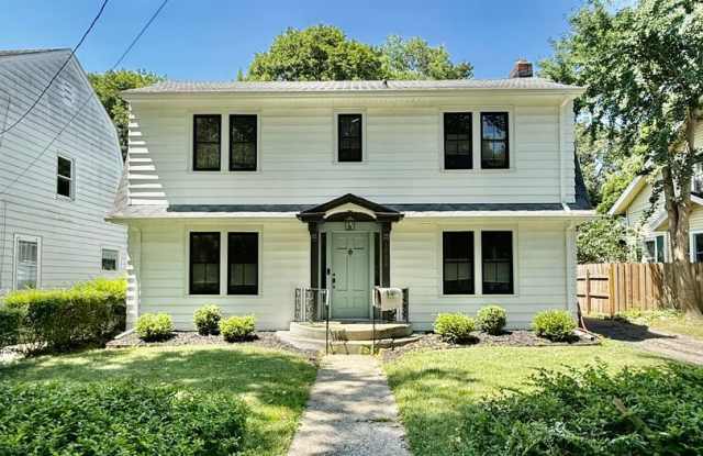 Three Bedroom Home in Kalamazoo photos photos