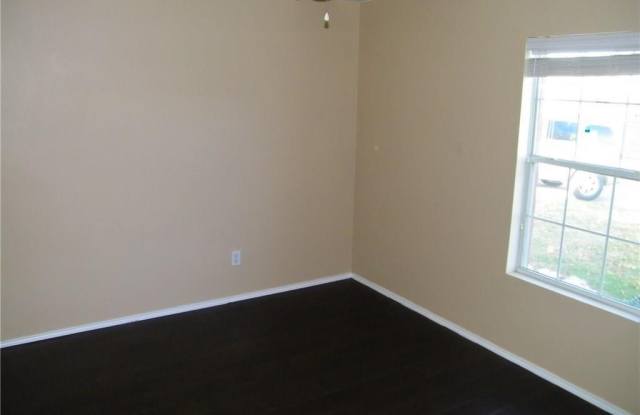 12921 Carpenter Lane Gallery 3