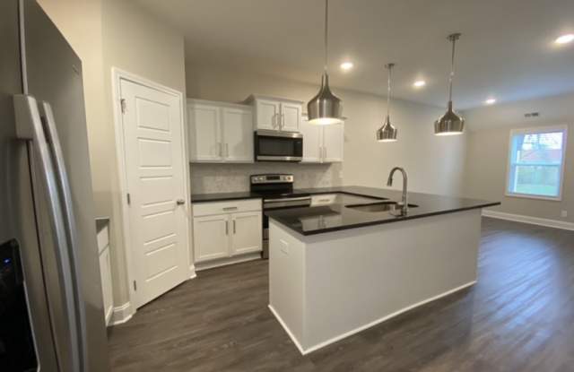 1032 Glenkirk Drive Gallery 3