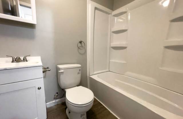 1812 & 1814 W 7th St (88 Degree, LLC) photos photos 1812 & 1814 W 7th St (88 Degree, LLC) photos photos