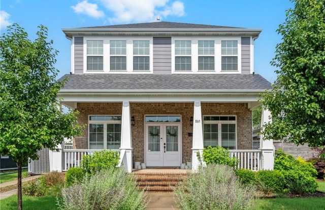 865  N Main  ST photos photos