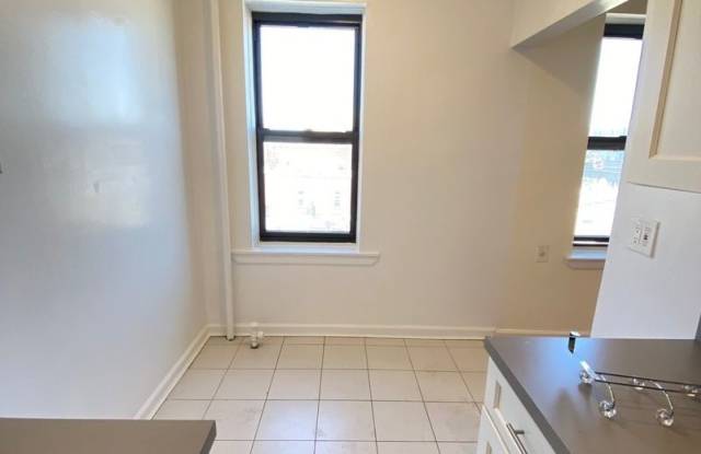 17 Elko St Apt 4A Gallery 3