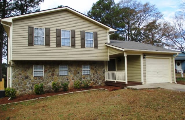 6347 Ascot Lane - 6347 Ascot Lane, Riverdale, GA 30296