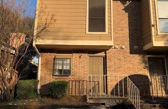 2121 Park Willow Lane - 2121 Park Willow Lane, Arlington, TX 76011