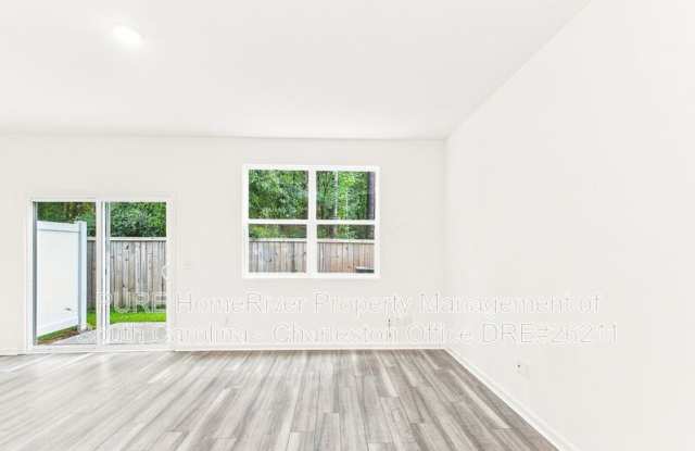 1305 Scarlett Maple St Gallery 2