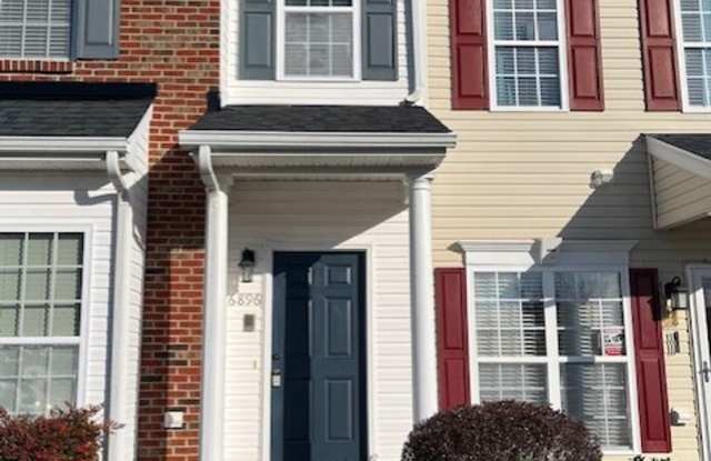 ~~ Beautiful Townhome in Brightwood Farms ~~ - 6896 Derby Run Drive, Guilford County, NC 27377 ~~ Beautiful Townhome in Brightwood Farms ~~ - 6896 Derby Run Drive, Guilford County, NC 27377